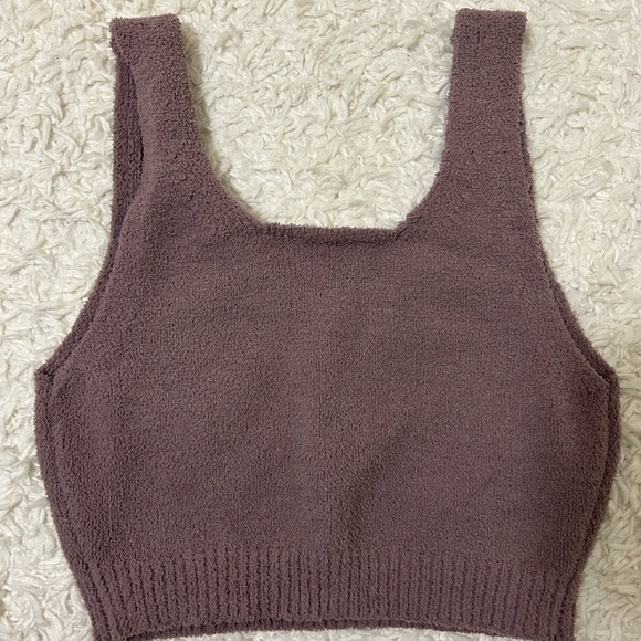 Purple crop top from La Vie en Rose. - Picture 3 of 3